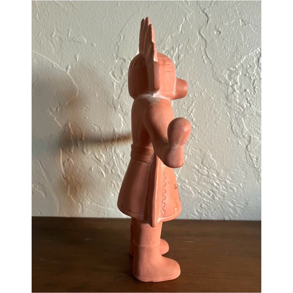 ✨Signed Navajo Native Terracotta Clay Figurine with Feathered Headdress✨ - Picture 3 of 9